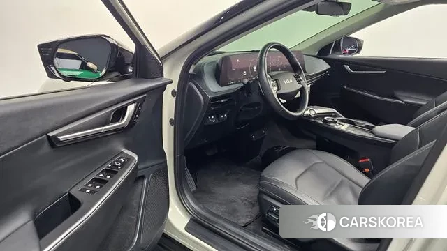 Kia EV6 2022 Жемчужный цвет из Кореи, фото 2