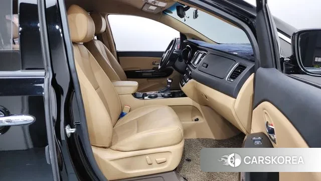 Kia The New Carnival 2020 Черный из Кореи, фото 2