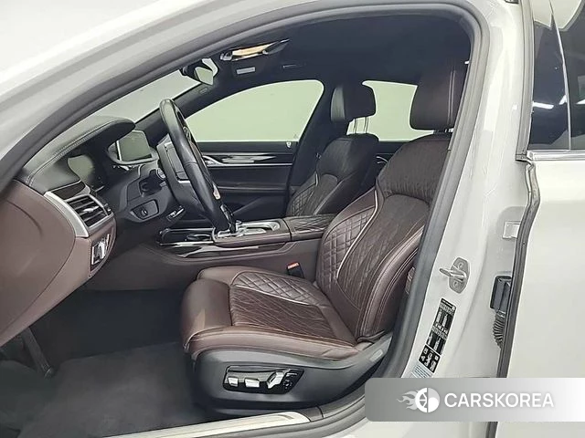 BMW 7 Series (G11) 2021 Белый из Кореи, фото 2