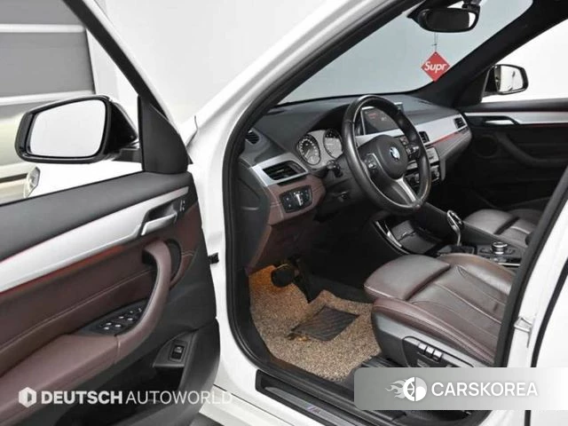 BMW X1 (F48) 2022 Белый из Кореи, фото 2