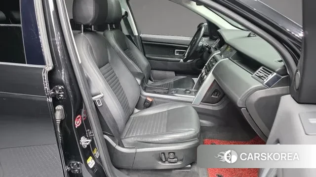 Land Rover Discovery Sports 2018 Черный из Кореи, фото 2