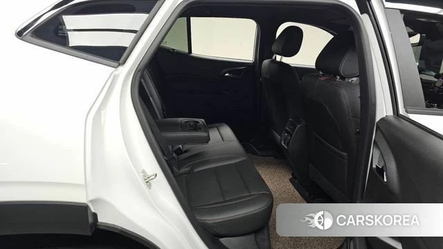 Chevrolet (GM Daewoo) Trax Crossover 2023 Белый из Кореи, фото 2