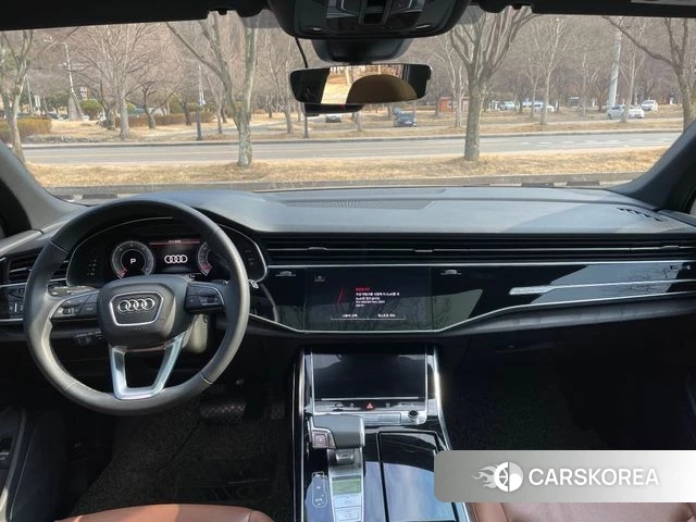 Audi Q7 (4M) 2022 Черный из Кореи, фото 2