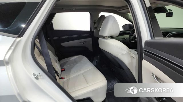 Hyundai Tucson Hybrid (NX4) 2021 Белый из Кореи, фото 2