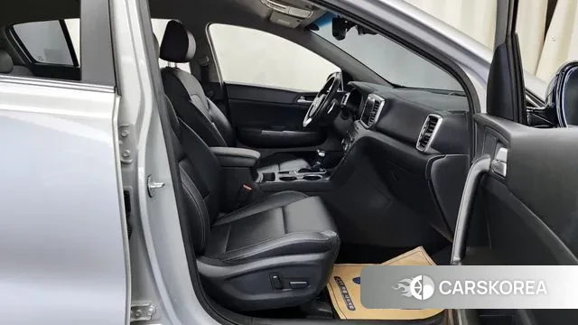 Kia Sportage The Bold 2019 Серебристо-серый из Кореи, фото 2