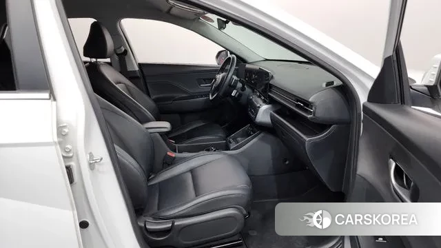 Hyundai Kona (SX2) 2023 Белый из Кореи, фото 2