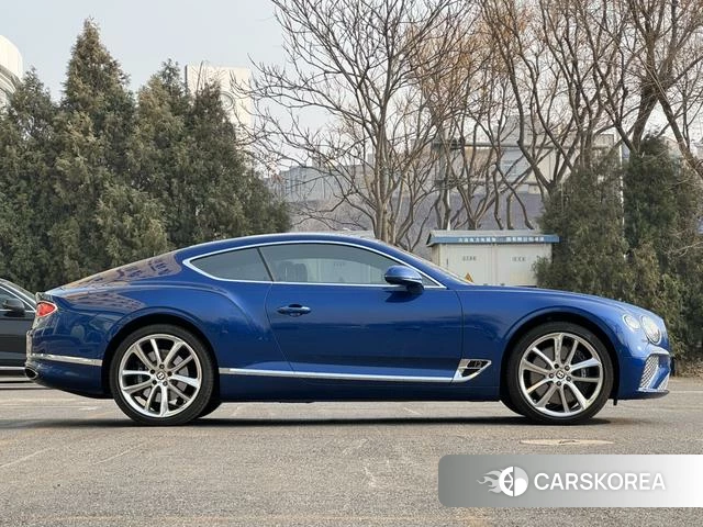 Bentley Continental 2019 Синий из Китая, фото 2