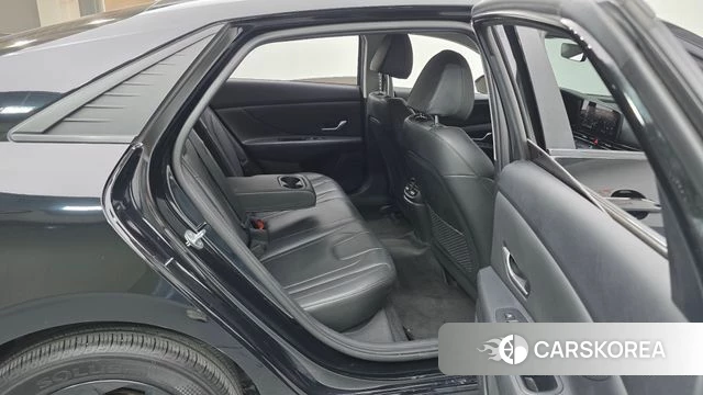 Hyundai Avante (CN7) 2023 Черный из Кореи, фото 2