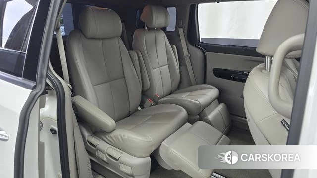 Kia The New Carnival 2018 Белый из Кореи, фото 2