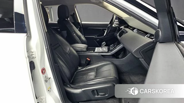 Land Rover Range Rover Evoque 2nd Generation 2019 Белый из Кореи, фото 2