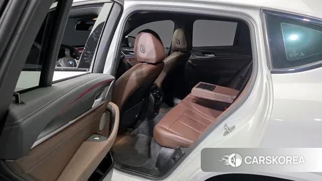 BMW X4 (G02) 2025 Белый из Кореи, фото 2