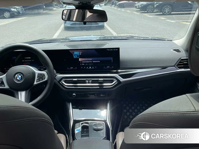 BMW i3 2023 Черный из Китая, фото 2