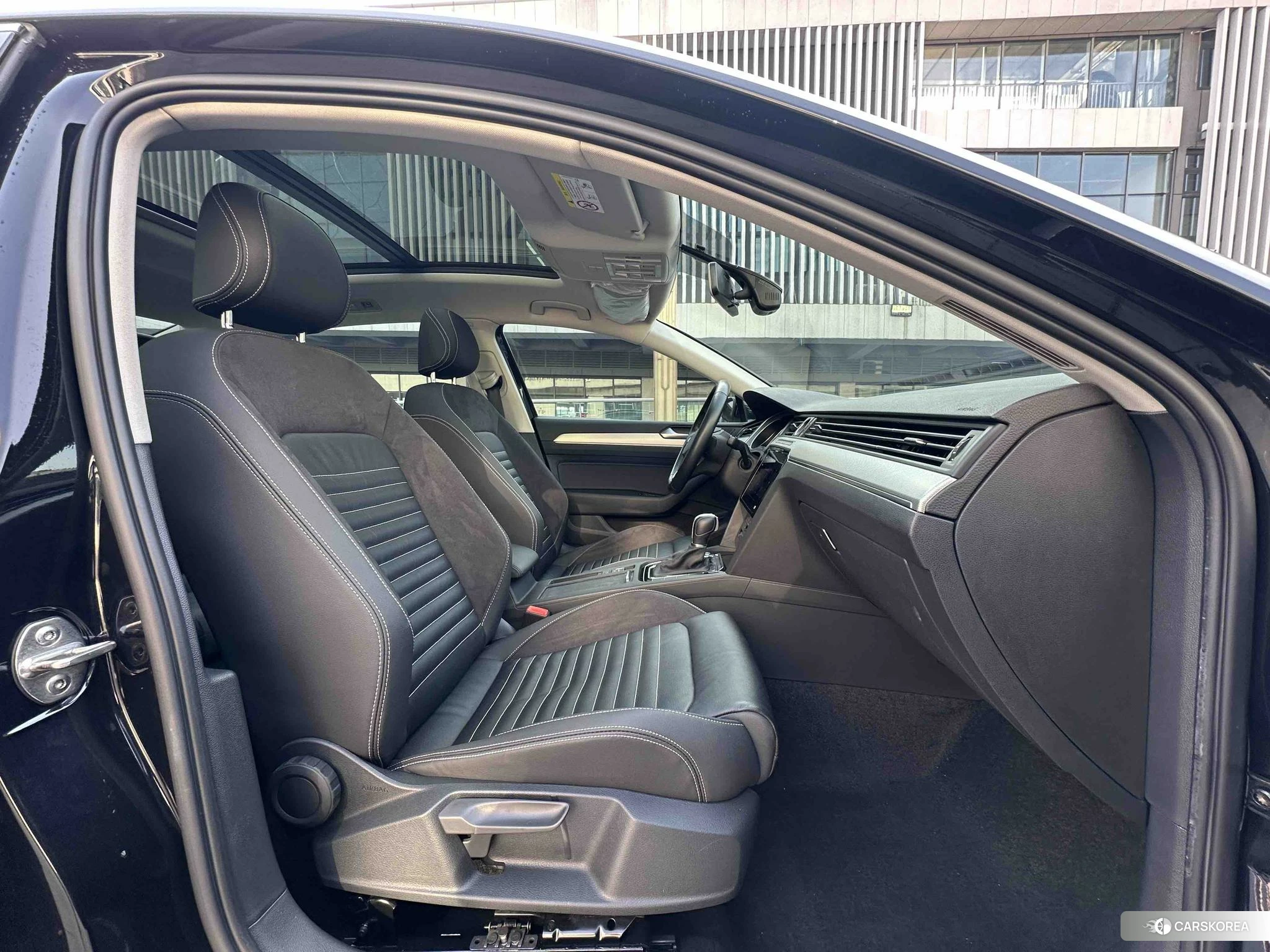 Volkswagen Magotan 2019 Черный из Китая, фото 2