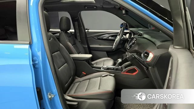 Chevrolet (GM Daewoo) Trailblazer 2023 Небесно-голубой из Кореи, фото 2