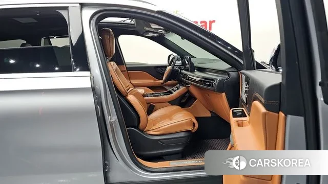 Lincoln Aviator 2nd generation 2020 Серебряный из Кореи, фото 2