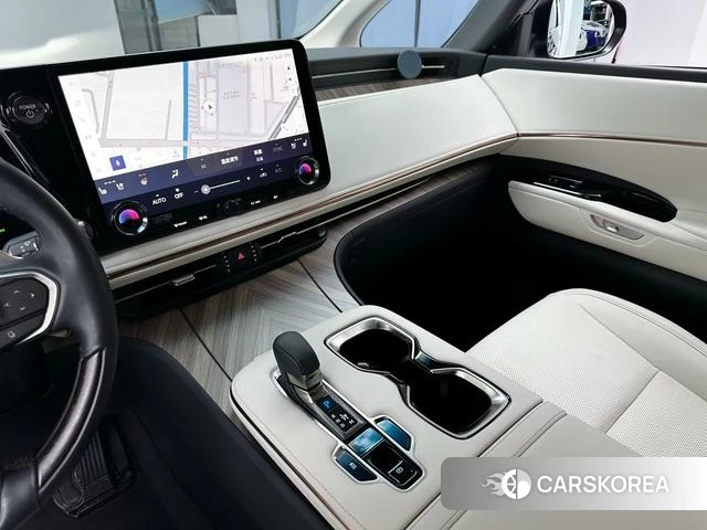 Lexus LM 2023 Черный из Китая, фото 2