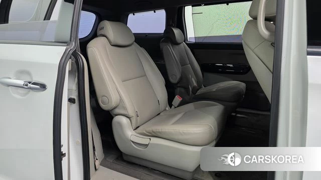 Kia The New Carnival 2018 Белый из Кореи, фото 2