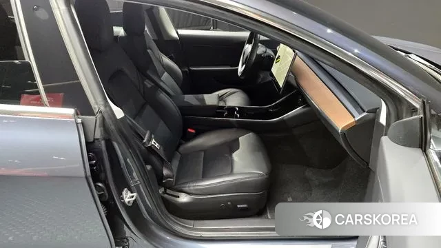 Tesla Model 3 2020 Серый из Кореи, фото 2