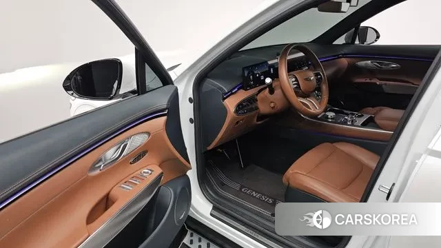 Genesis GV70 2024 Белый из Кореи, фото 2