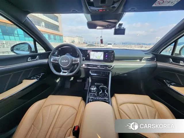 Kia K5 3rd generation 2023 Белый из Кореи, фото 2