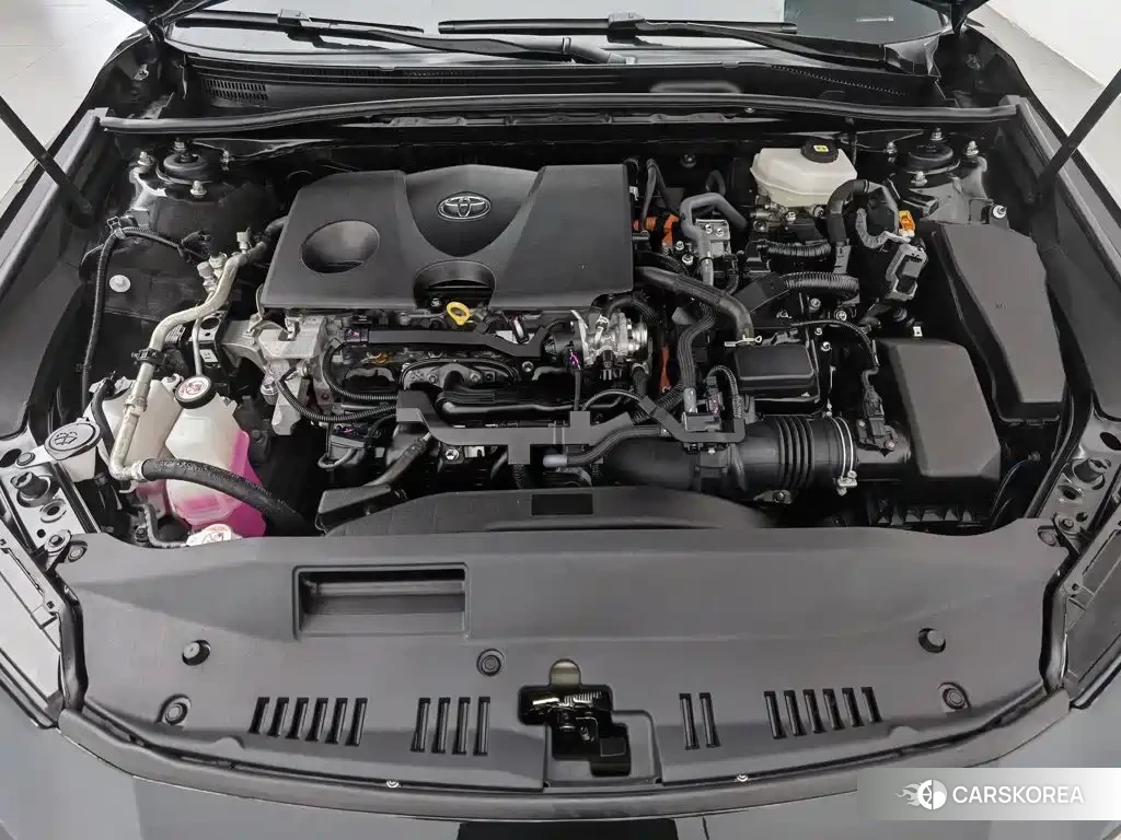 Toyota Camry 2024 Черный из Китая, фото 2