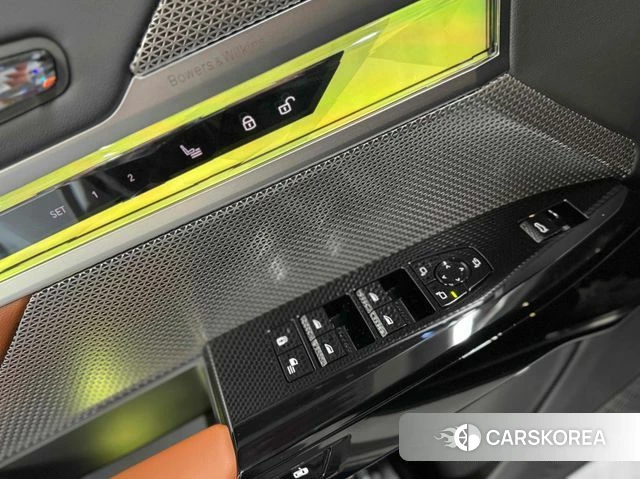 BMW 7 Series (G70) 2025 Белый из Кореи, фото 2