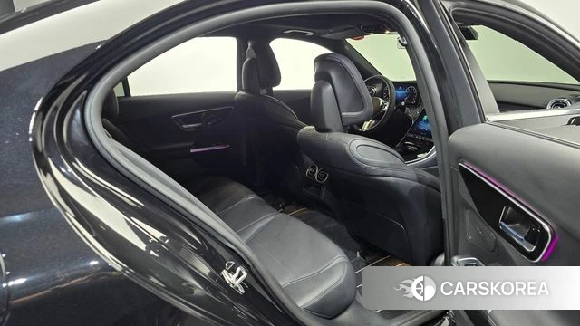 Mercedes-Benz C-Class W206 2025 Черный из Кореи, фото 2