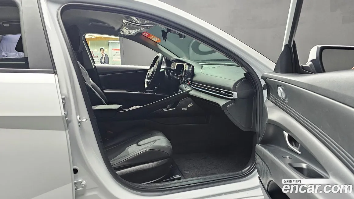 Hyundai The New Avante (CN7) 2024 Белый из Кореи, фото 2