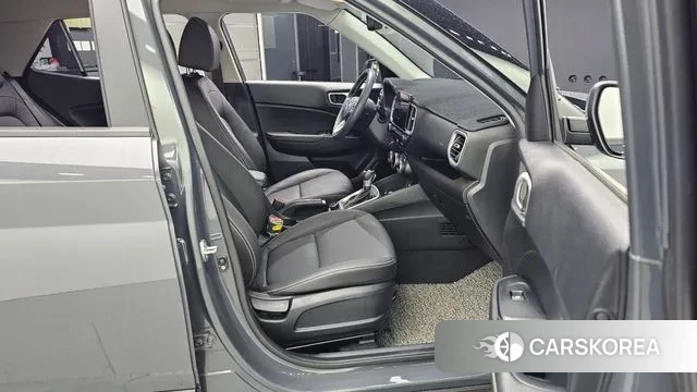 Hyundai Venue 2023 Серый из Кореи, фото 2