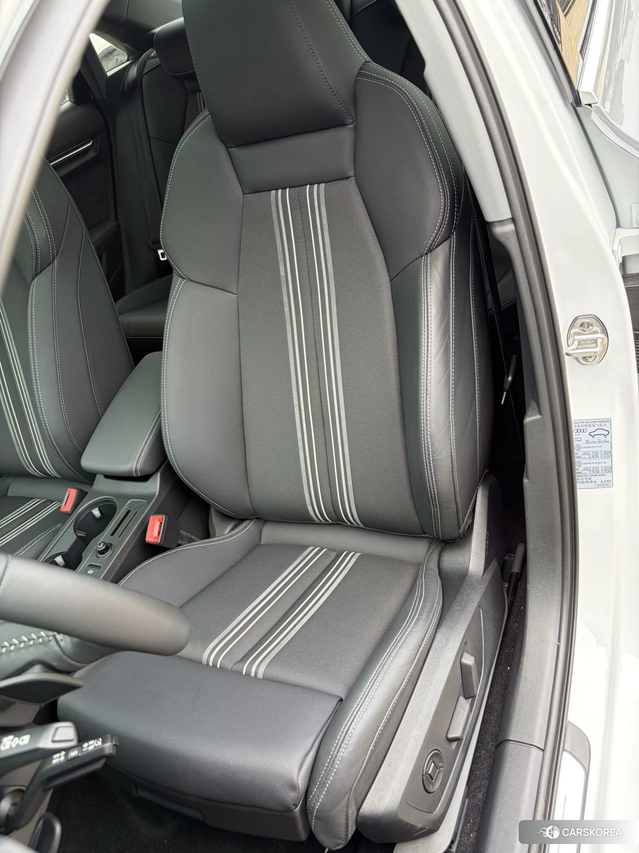 Audi A3 2022 Белый из Китая, фото 2