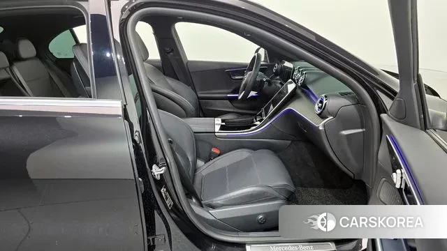 Mercedes-Benz C-Class W206 2022 Черный из Кореи, фото 2