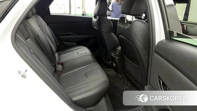 Hyundai The New Avante (CN7) 2023 Белый из Кореи, фото 2