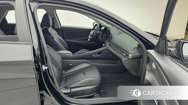 Hyundai Avante (CN7) 2021 Черный из Кореи, фото 2