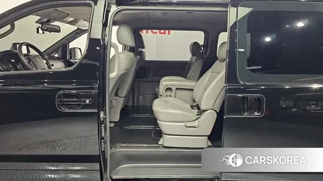 Hyundai The New Grand Starex 2018 Черный из Кореи, фото 2