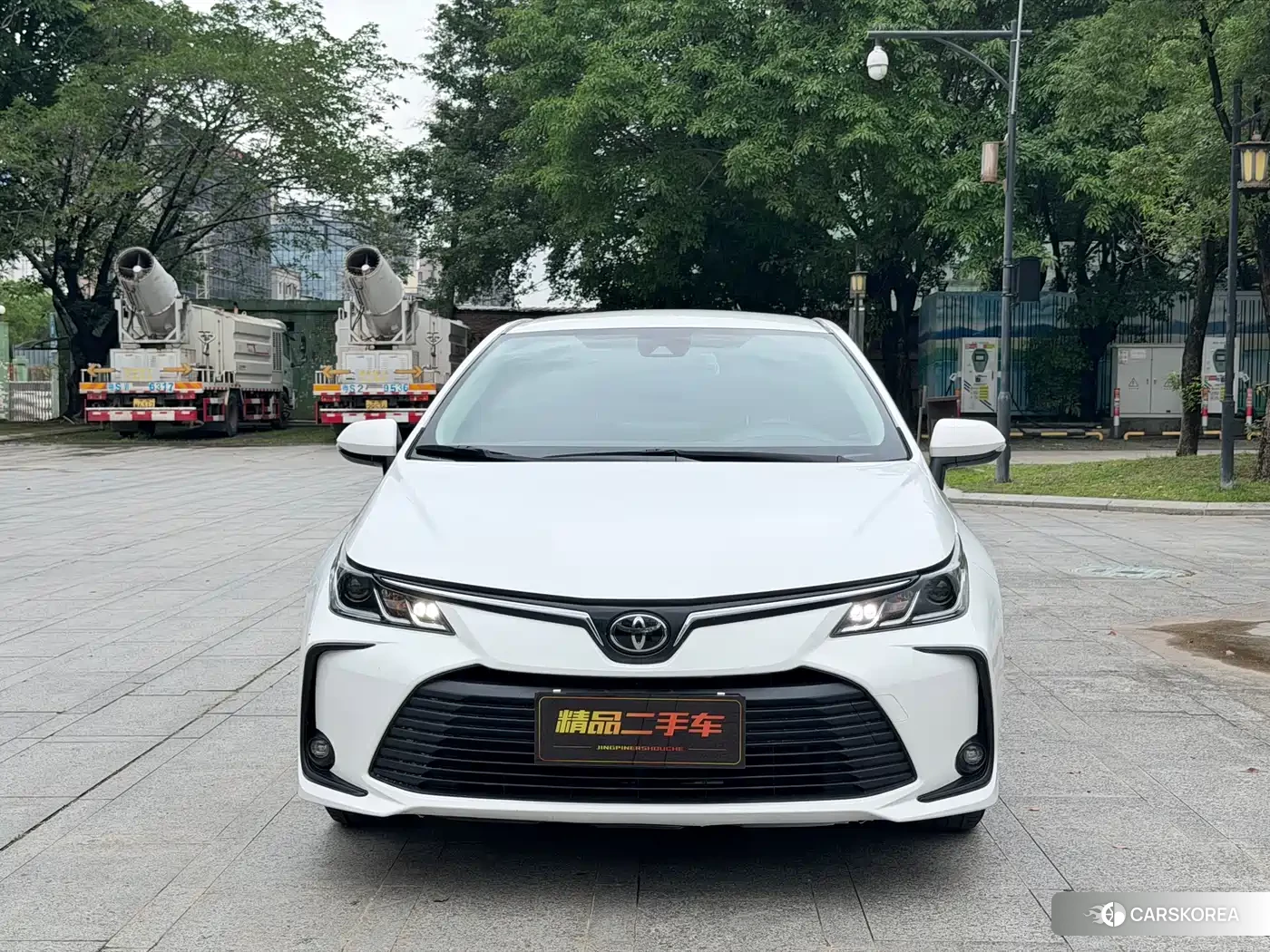 Toyota Corolla 2023 Белый из Китая, фото 2