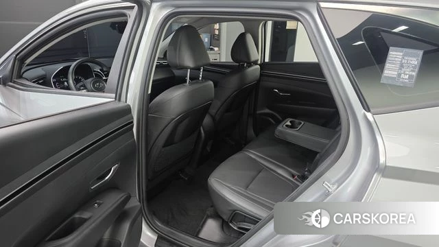 Hyundai Tucson (NX4) 2023 Серебряный из Кореи, фото 2