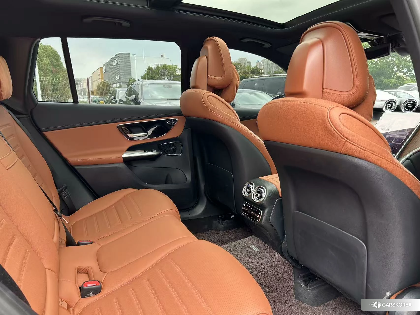 Mercedes-Benz GLC 2024 Черный из Китая, фото 2