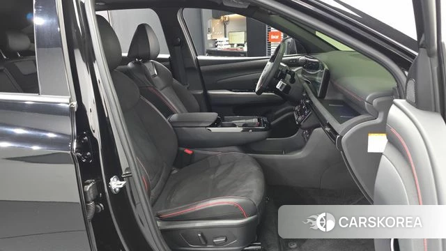 Hyundai The New Tucson Hybrid (NX4) 2025 Черный из Кореи, фото 2