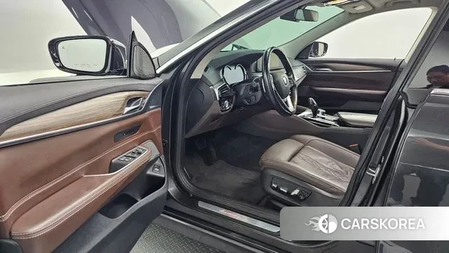 BMW 6 Series GT (G32) 2018 Серый из Кореи, фото 2