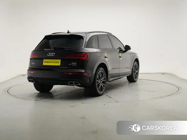 Audi Q5L 2024 Черный из Китая, фото 2