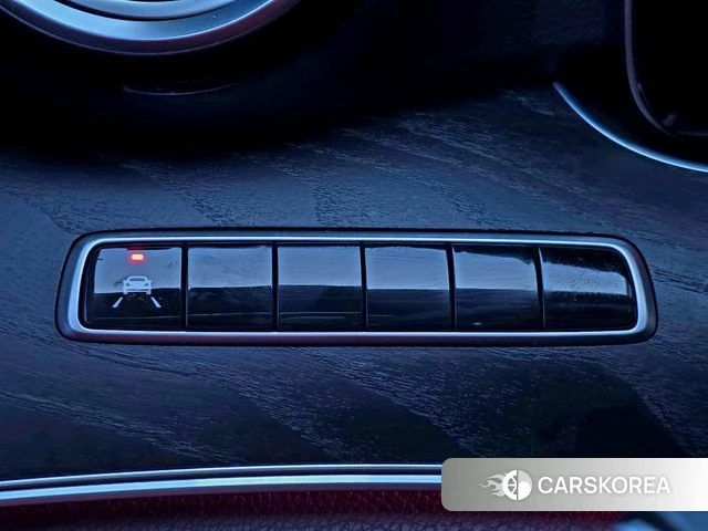 Mercedes-Benz E-Class W213 2018 Серый из Кореи, фото 2
