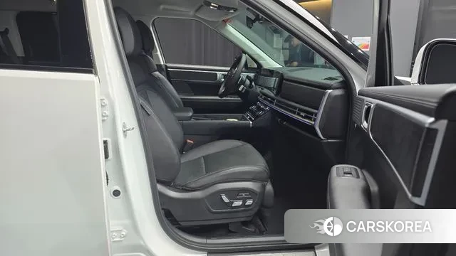 Hyundai Santa Fe (MX5) 2023 Белый из Кореи, фото 2