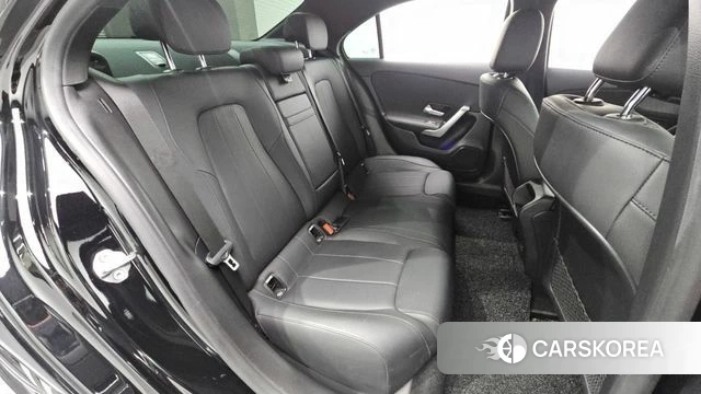 Mercedes-Benz A-Class W177 2023 Черный из Кореи, фото 2