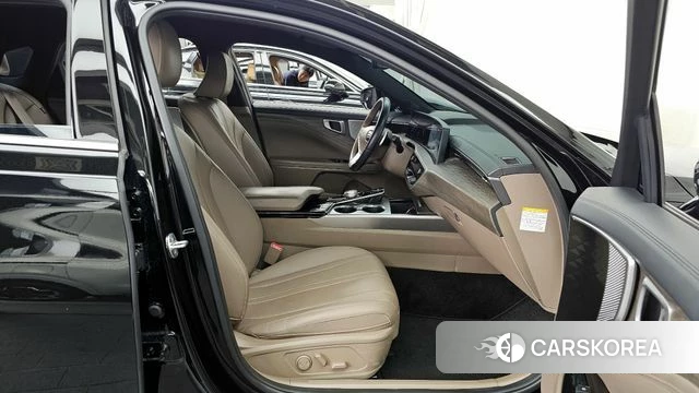 Kia K8 Hybrid 2023 Черный из Кореи, фото 2