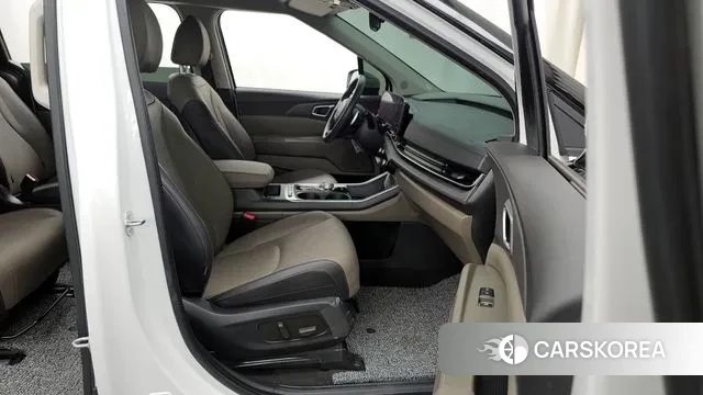 Kia The New Carnival 4th Generation 2024 Белый из Кореи, фото 2