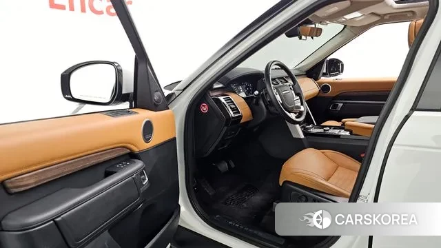 Land Rover Discovery 5 2020 Белый из Кореи, фото 2