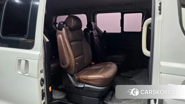 Hyundai The New Grand Starex 2018 Белый из Кореи, фото 2