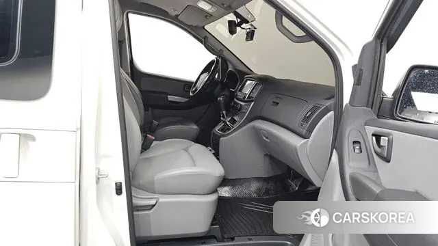 Hyundai The New Grand Starex 2020 Белый из Кореи, фото 2