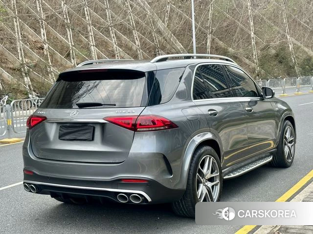 Mercedes-Benz GLE AMG 2023 Темно-серый из Китая, фото 2