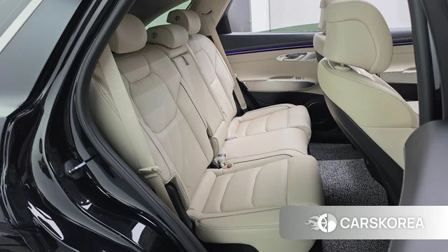 Genesis GV70 2024 Черный из Кореи, фото 2